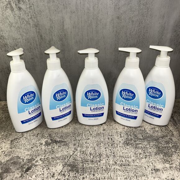 5x White Rain Classic Lotion Moisturizes & Protects Skin w/ Pump 12 oz Each - Picture 1 of 5